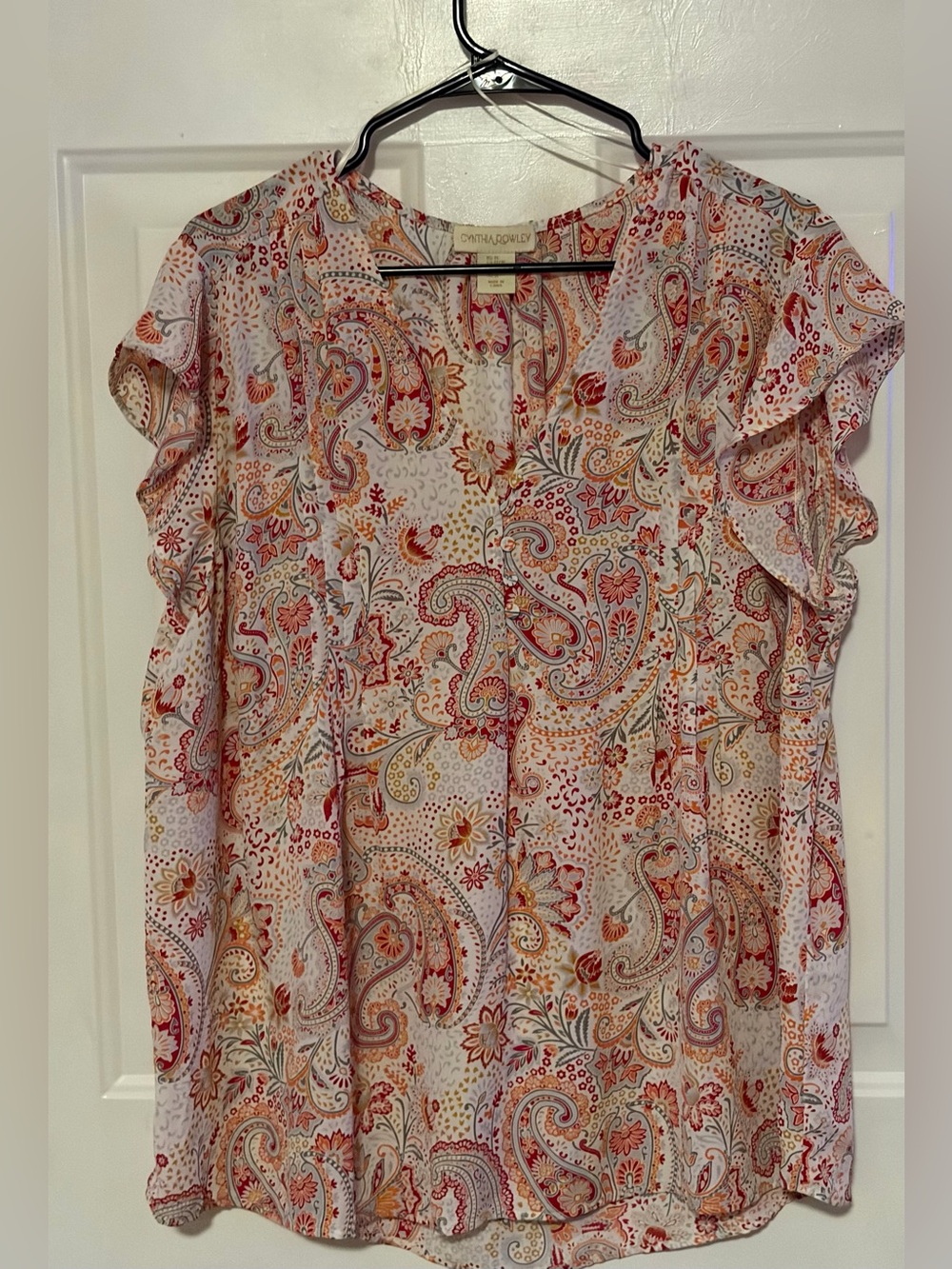 Cynthia Rowley Paisley Flutter Sleeve Blouse in White & Red.Like New